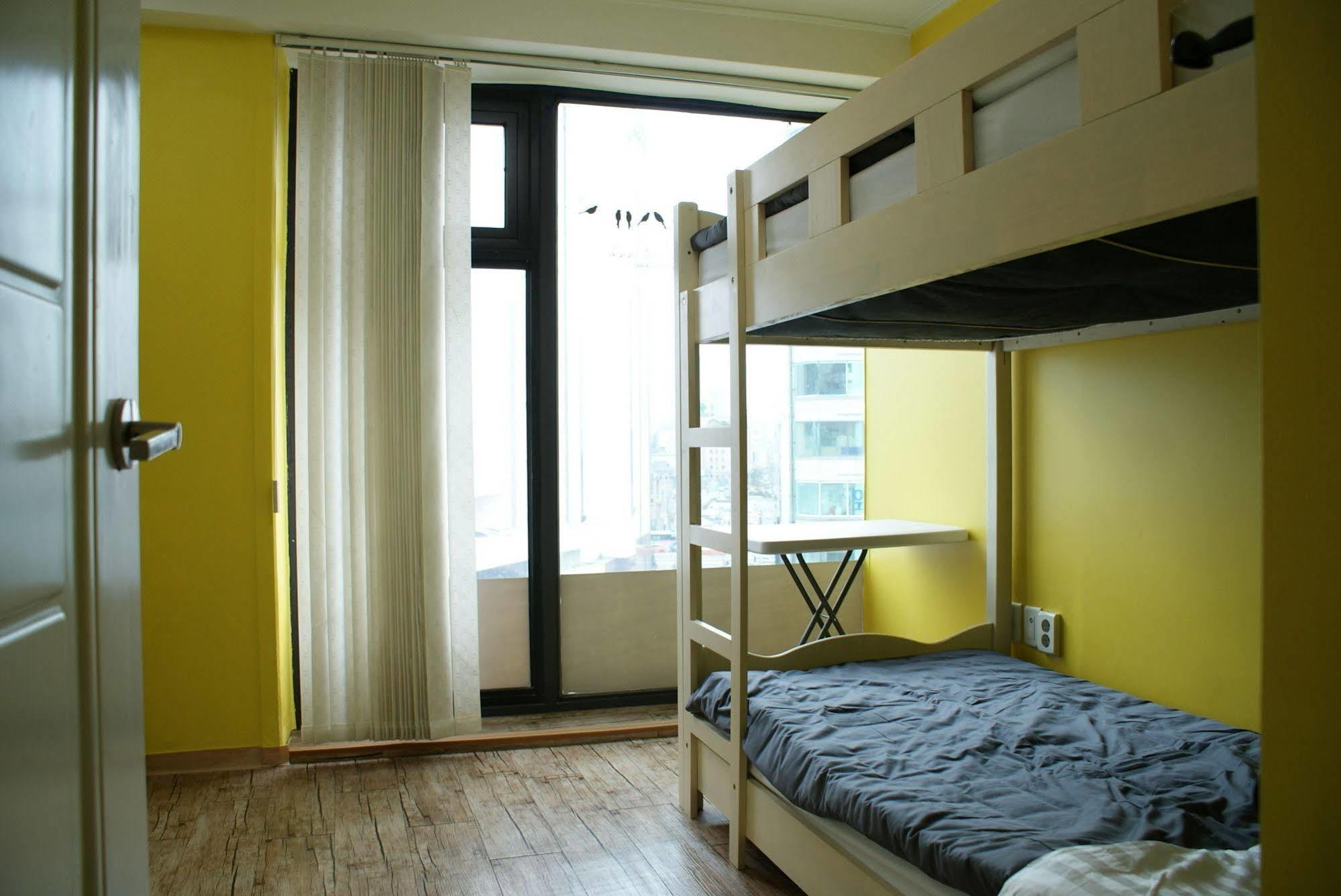 J Guesthouse Seoul Exteriör bild